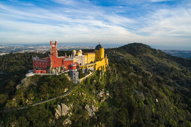 Sintra Private Tour with Tickets: Pena Palace & Moorish Castle - Stop 5: Centro Histórico de Sintra—old streets, ginjinha, and artisan shopping time