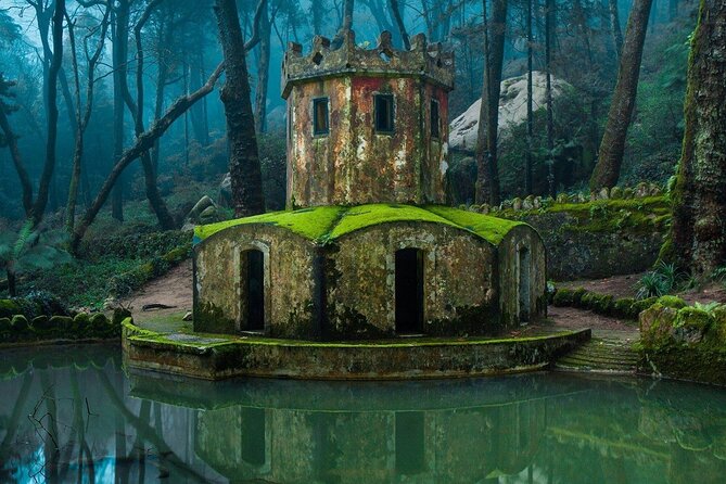 Sintra Private Tour with Tickets: Pena Palace & Moorish Castle - Guides, pacing, and the one service detail that can matter a lot