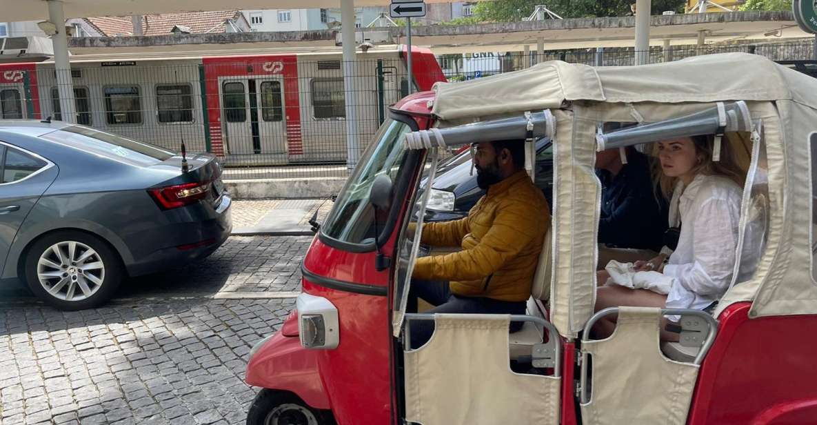 Sintra: -Sintra Sightseeing Tour With Tuk Tuk (1hr) - Stop-by-Stop: What Each Sintra Site Feels Like in This Tight Schedule