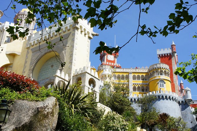 Sintra Tour Tailor-Made (Personalized) - Azenhas do Mar: White Houses, Rock Pools, and Sea Views