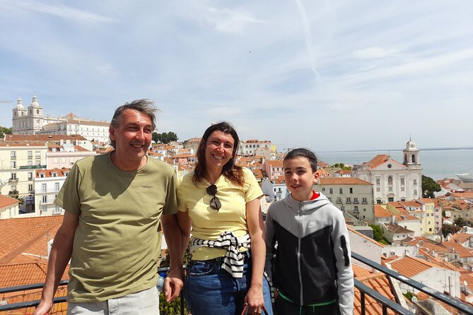 Small group Lisbon Walking Tour - Walking From São Pedro to Cais do Sodré: Pace and Practical Reality