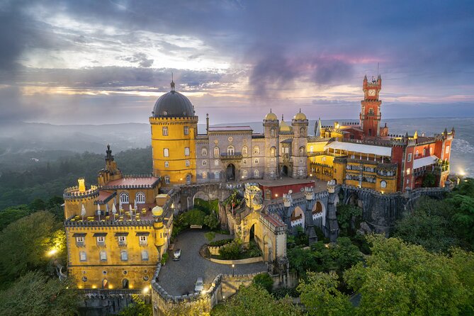 Small Group Pena Palace, Sintra, Regaleira and Cascais - Sintra historic center and Piriquita: the town part most people rush past