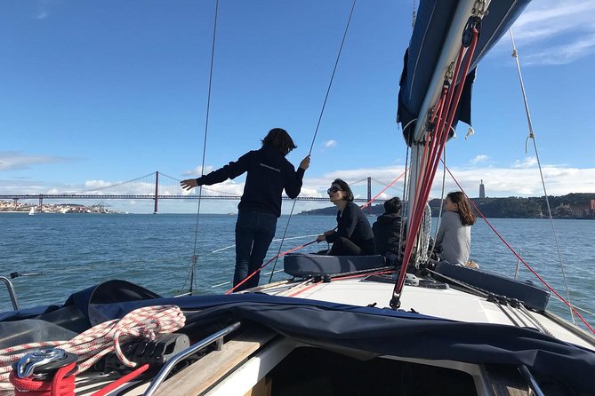 Small-Group Sailing Tour on the Tagus River from Lisbon - Why the Tagus River is the best “orientation shortcut” for Lisbon