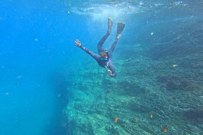 Snorkeling Tour Ilhéu from Vila Franca do Campo - Stop around Ilhéu: that 360° view, minus the island wandering
