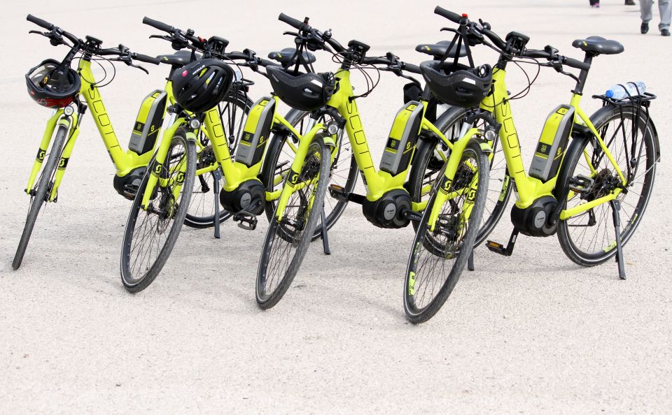 South Lisbon: 3-Hour Christ the King Electric Bike Tour - Starting at Largo Severa and getting comfortable on an e-bike
