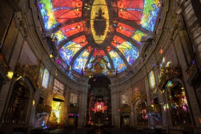 Spiritus Porto: Videomapping Immersive Show at Clerigos Church - The show itself: light, music, and architectural storytelling