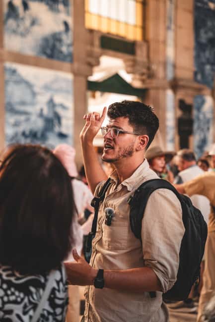 Stadtführung durch das Zentrum von Porto auf Deutsch - Part 2: Baixa down to the river—Ribeira’s atmosphere, explained