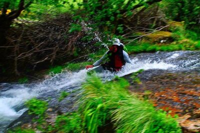 Star canyoning - The shoreline hike that sets the pace