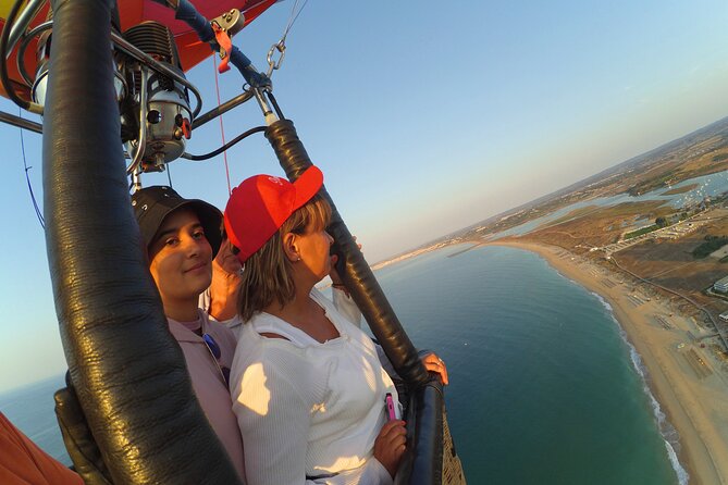 Sunrise Hot Air Balloon Flight in Algarve - Inside the ride: silence, wind, and the feeling of being carried