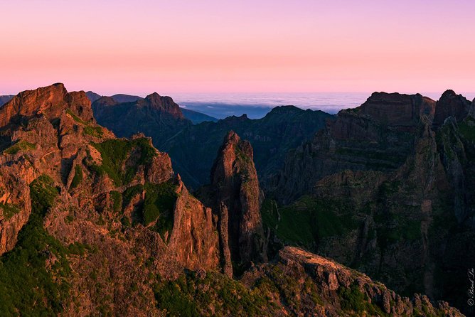 Sunrise Tour @ Pico Do Areiro | Half Day 4x4 Tour - Entering the clouds: why Pico do Arieiro at sunrise matters