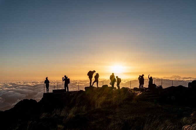 Sunrise Transfer To Pico Do Arieiro, Hike To Pico Ruivo & Return From Teixeira - The Pico do Arieiro to Pico Ruivo hike: 11 km, medium-hard, worth the effort