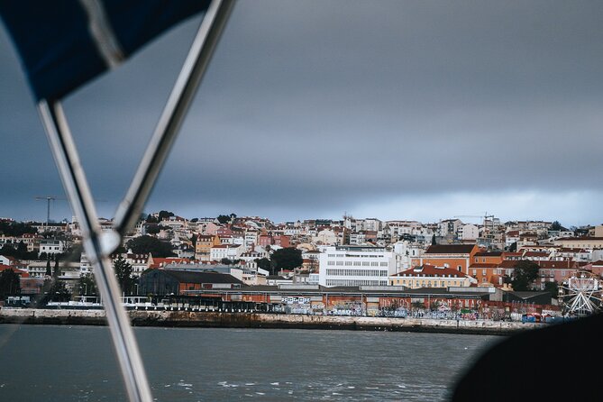 Sunset Sailboat Tejo River Tour 2h - The onboard experience: crew, explanations, and a laid-back rhythm