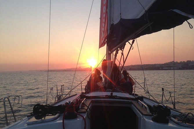 Sunset Sailing Tour On The Tagus River - Captain commentary: why it matters on this specific cruise
