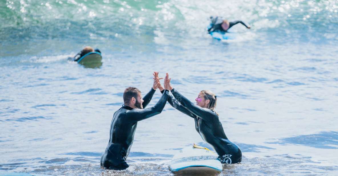Surf lesson in Madeira - 1.5 to 2 hours in the water: coaching for first-timers and intermediates