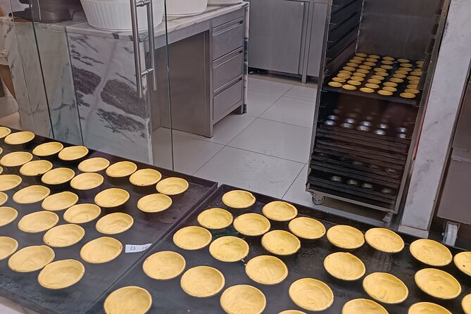 Taste Lisbon: an Itinerant Full Portuguese Meal by Do Eat Better - Rua dos Sapateiros: petiscos in a traditional tasca