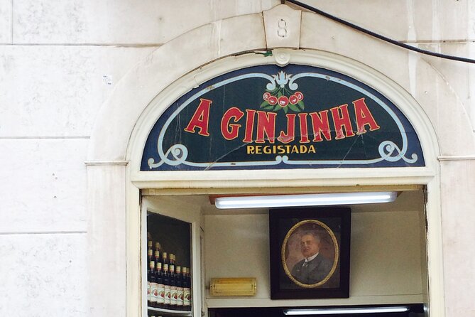 Tastes of Lisbon - Private food Tour - Getting oriented at Rossio before you eat