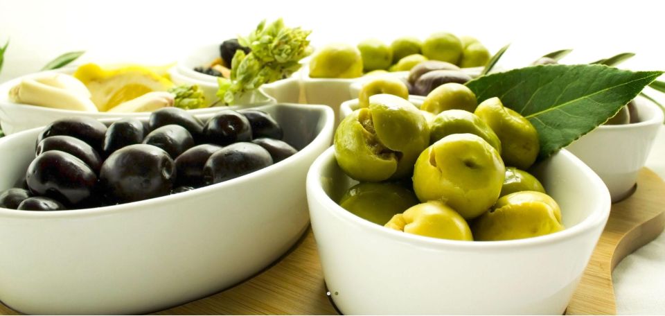 Tavira: Olive Factory Tour and Tasting - Starting at Hélder Madeira: the meet-up that keeps things simple