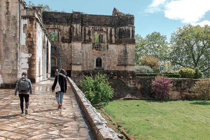 Templar River: Tomar and Almourol Shared Tour - Constância and the river confluence: why rivers matter here