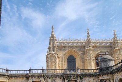 Templar Tours - Private Five Star Tours of Tomar's Templar sites. - Stop 1: Convent of Christ and the Manueline church, Charola, and cloisters