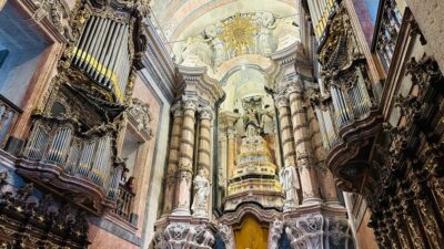 The Beautiful Story of Porto: Guided Tour with Entry Tickets - Clérigos Church and the Viewpoint Moment at Miradouro da Vitória