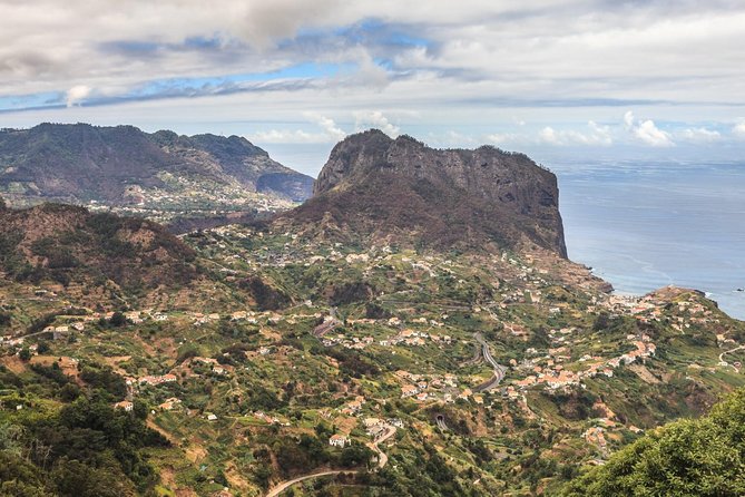The East Tour-Pico do Areeiro,Santana & Pico do Facho Small Group - Faial viewpoint: a quick Laurissilva forest panorama stop