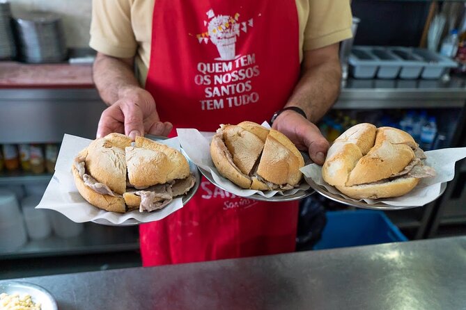 The Portuguese Food Tour – Dishes, Drinks & Sights - Castelo de Sao Jorge area wrap-up: hilltop tips and a Pastel de Nata finale