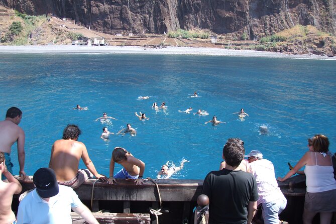 Time Travel on Columbus Replica Flag Ship in Madeira - The dolphin and whale part: chances, not promises