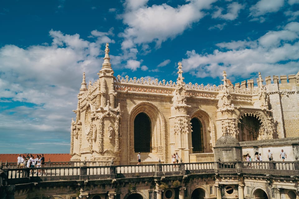 Tomar: Knight's Templar Castle and Convent of Christ Tour - The first guided hour: getting your bearings inside the Convent