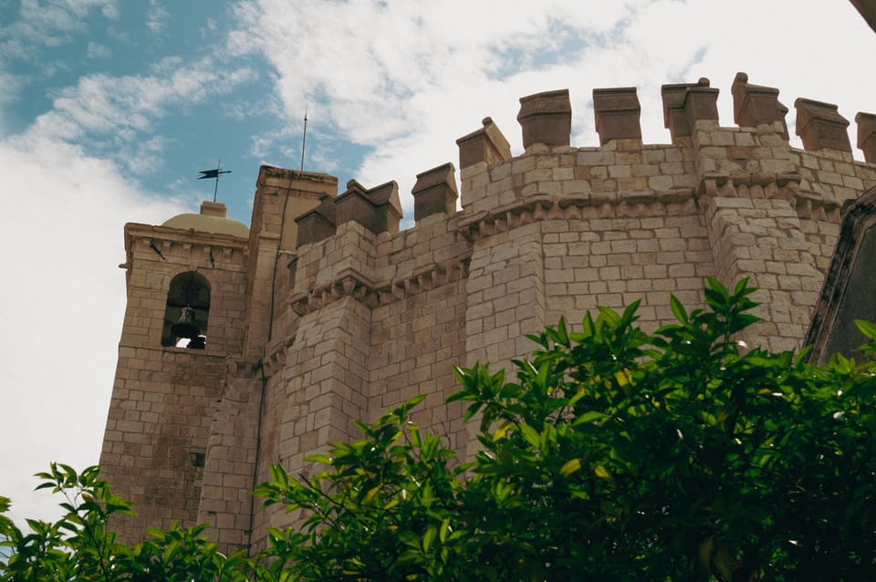Tomar: Knight's Templar Castle and Convent of Christ Tour - A realistic consideration: electricity and interior access