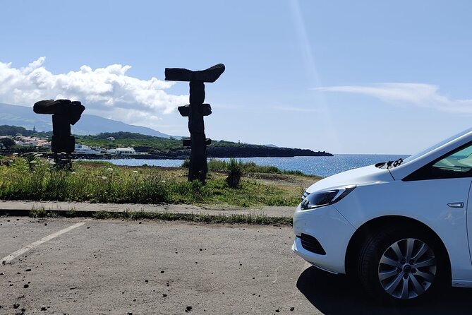 Tour of Zafira-São Miguel Experience | local guide & Scenic Views - Miradouro do Pico do Carvão: north and south coast in one mental picture