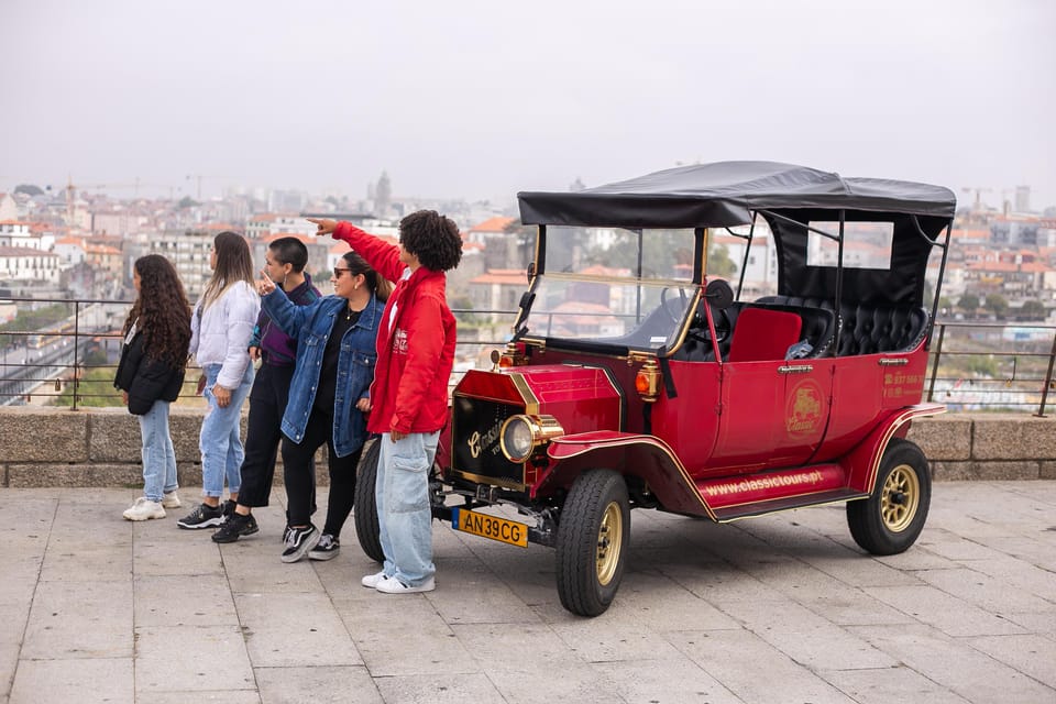 Tour Porto: Classic Adventure in Electric Tuk Tuk - Where you start in Porto matters: Vímara Peres by Sé Cathedral