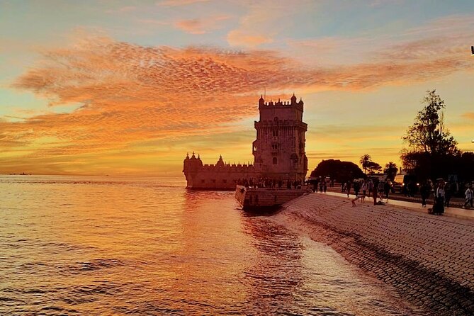 Tour Tuk Tuk Lisbon-Belem 4 H Free Pick-up - Senhora do Monte: panoramic views plus a hermitage legend
