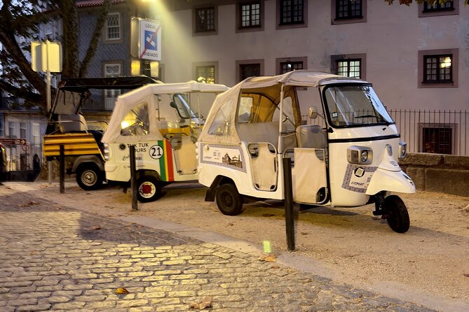 Tours in the Port DE Tuk Tuk - Fernandine Walls: the medieval defense you can still trace
