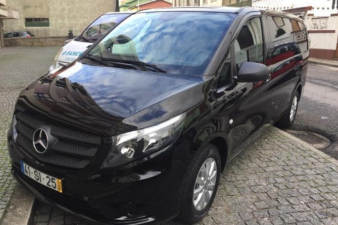 Transfer from Porto Airport to Porto City Hotels - Standard vs Executive: choosing the right level of comfort