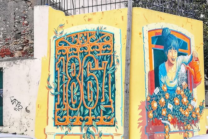 Tuk Tuk Lisbon: Exploring Urban Art - Why a tuk tuk fits Lisbon’s street art