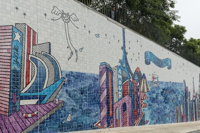 Tuk Tuk Lisbon: Exploring Urban Art - Who this tuk tuk urban art tour is best for