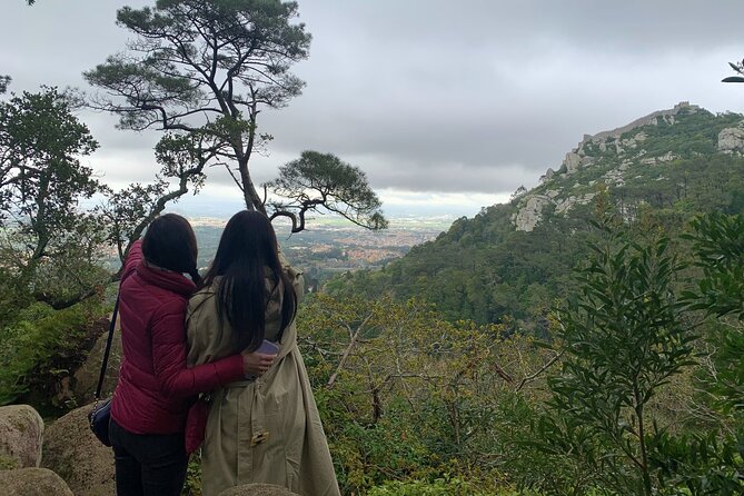 Tuk Tuk Private Tour in Sintra and Coast - Stop 4: Castelo dos Mouros viewpoint for 8th-century context