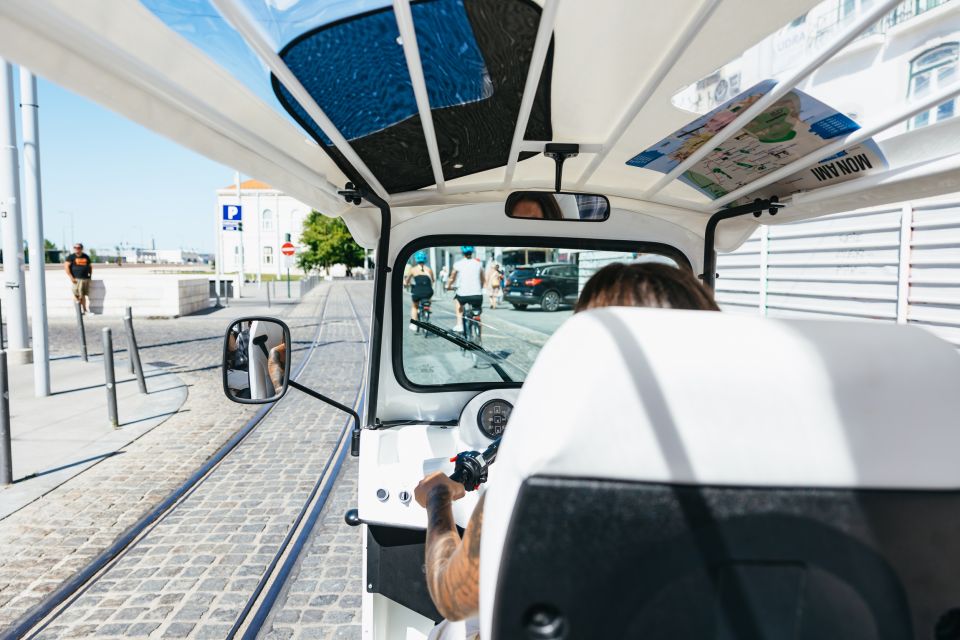 Vadio: Lisbon Old Town Private Tuk Tuk Tour - Food tips and local touches your guide may add