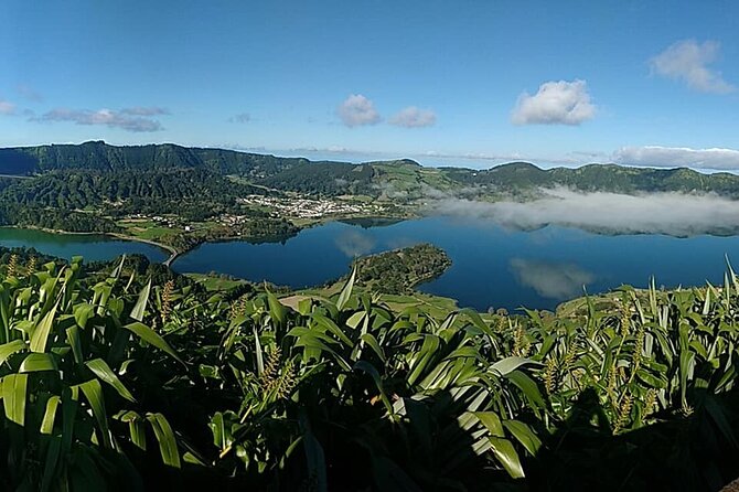 Van – Laketour – Sete Cidades / Lagoa do Fogo – Full Day w/lunch (Shared) - Sete Cidades and Lagoa do Fogo: the one-day combo you actually want
