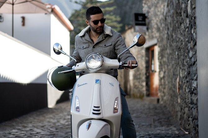 Vespa Primavera 24 Hour Rental in Madeira - Riding Madeira on a Vespa: safety, traffic, and the gear that keeps you sane