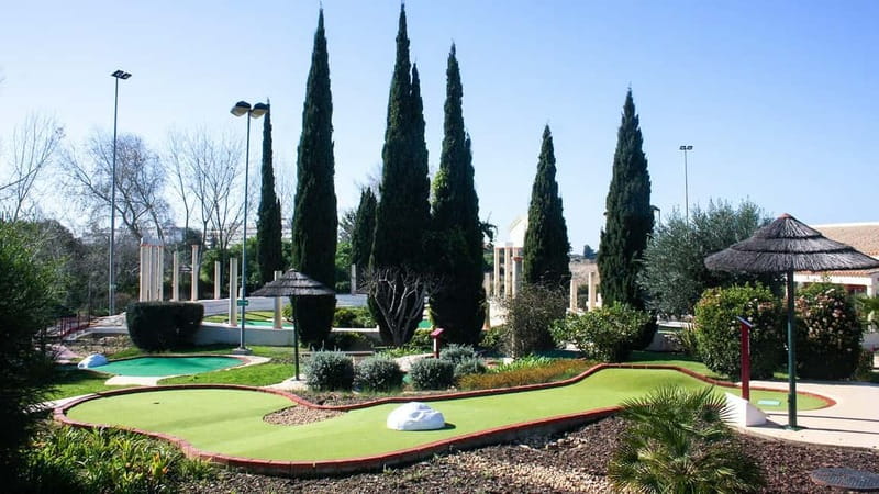 Vilamoura: Family Golf Park Game - Family Golf Park Vilamoura: Roman gardens and what you play