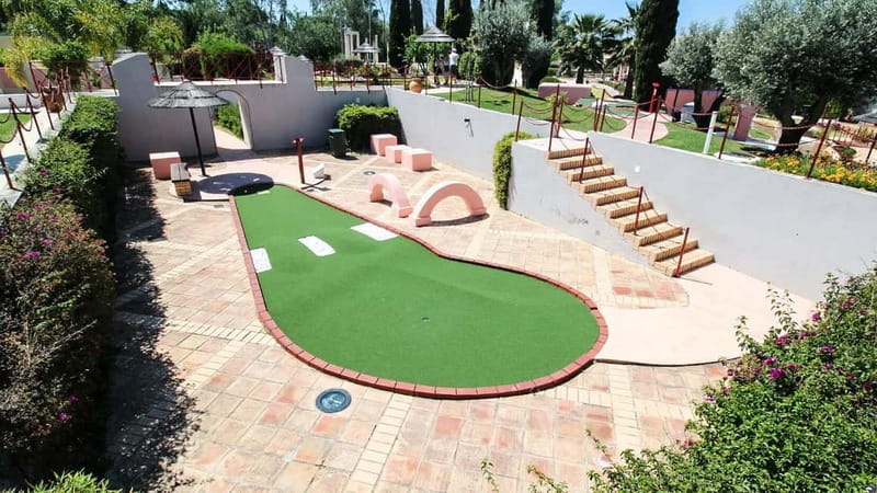 Vilamoura: Family Golf Park Game - Who should book this Family Golf Park mini-golf in the Algarve