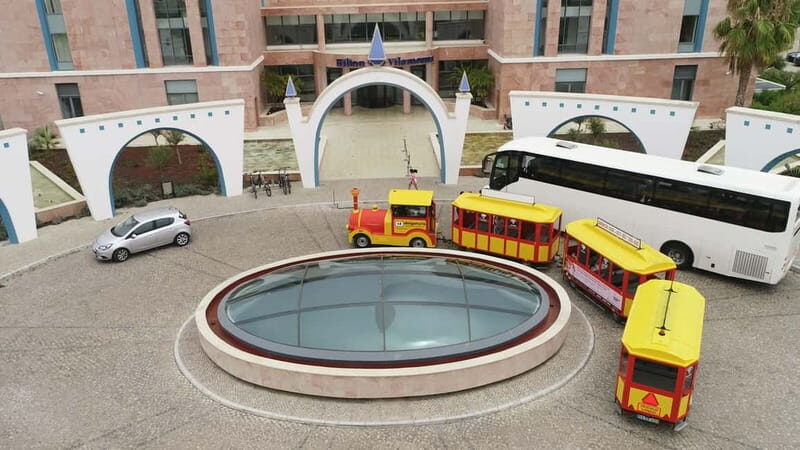 Vilamoura: Tourist Train City Tour - Audio guide reality check: languages are included, volume may vary