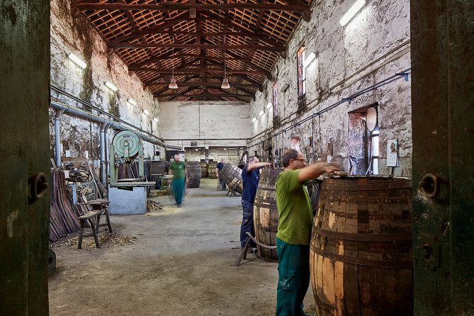 Visit to Cockburn's Cellars - Your guided walk: expect the port story to click