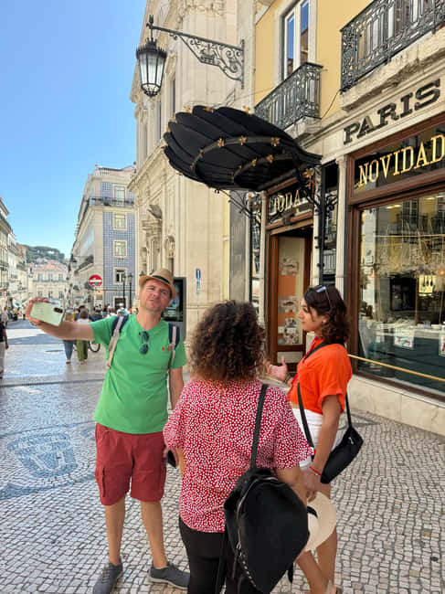 Walking Tour Small Group Lisbon + S. Jorge Castle Tickets - Getting Started at Restaurante Conqvistador