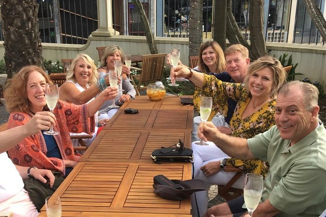 Wine & Food Evening Walking Tour in Ponta Delgada, incl. dinner - Key Points That Make This Evening in Ponta Delgada Worth It