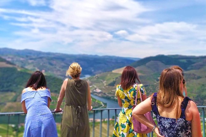 Wine Venture and Boat Trip in Douro Valley from Porto - Bagaúste boat hour with snacks, drinks, and quiet water
