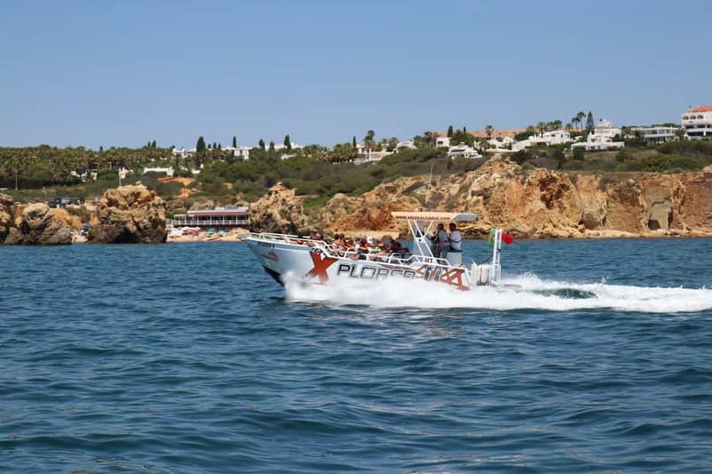 X Plorer – Caves (Benagil) & Dolphins Cruise - Entering the Algarve’s sea caves: why a boat changes everything