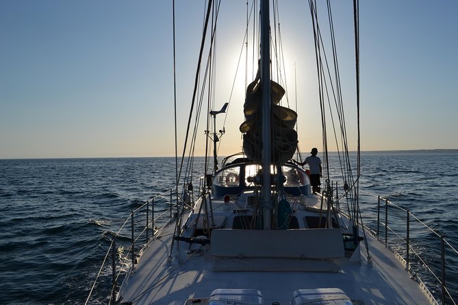 Yatch FINISMAR: 3hours Sailing to Benagil - Benagil from a small sailboat: why this format feels better