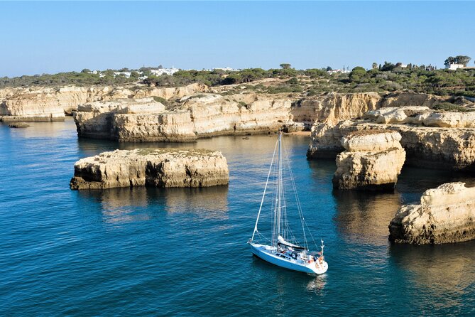 Yatch FINISMAR: 6 hours cruise with Beach BBQ (14passengers) - Crew care is a real part of the experience